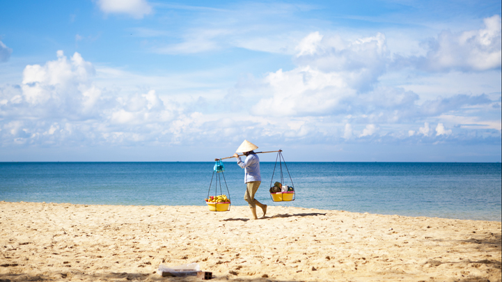 Plage de Canh Duong à Hue, centre du Vietnam