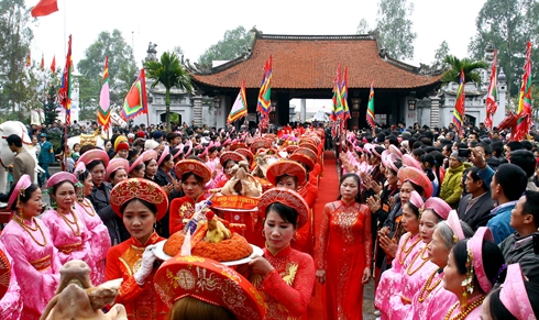 La fête des Soeurs Trung est organisée le 6e jour du premier mois lunaire La fête des Soeurs Trung est organisée le 6e jour du premier mois lunaire