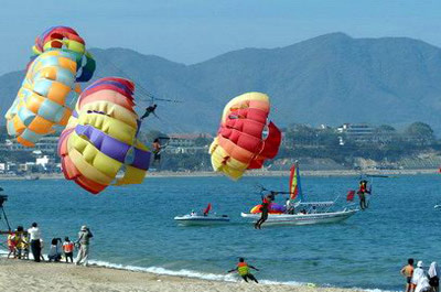 La foire internationale du tourisme maritime et insulaire 2013 à Nha Trang