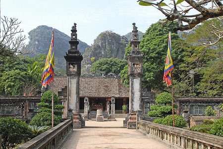 Ancienne cité royale de Hoa Lu Ancienne cité royale de Hoa Lu