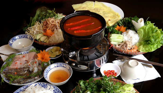 Lau mam, Can Tho, Vietnam