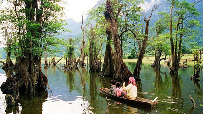 Lac de Noong, Ha Giang, Vietnam