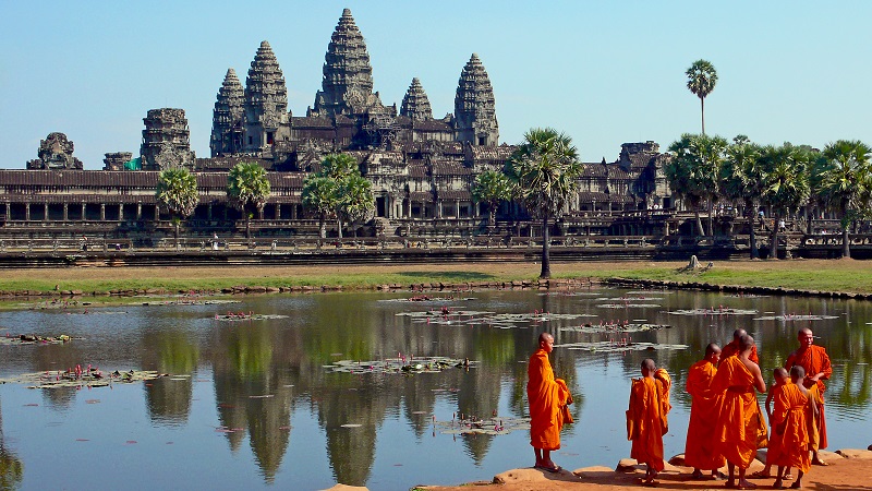 moines à Angkor