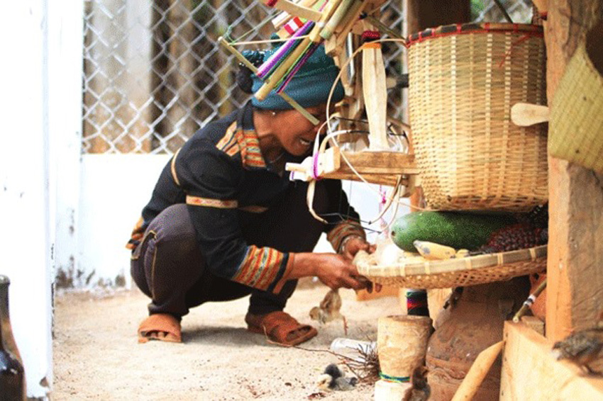 Ceremonie-abandon-de-la-tombe