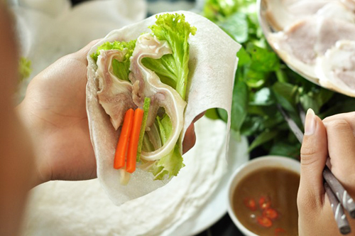 Banh trang cuon thit heo