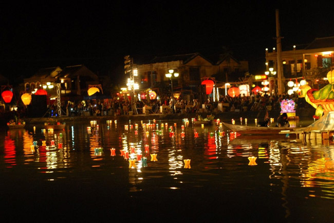 Festival des lanternes de Hoi An 2019