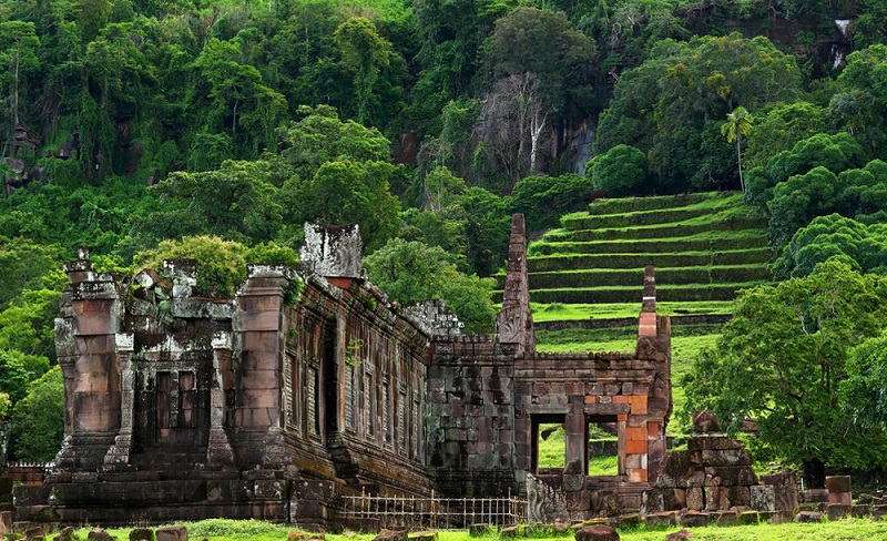 vestiges du temple Wat Phou