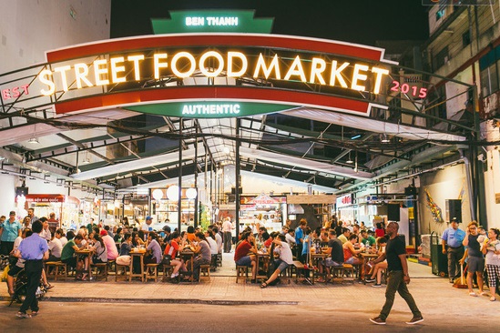 Marché de nuit à Sai Gon