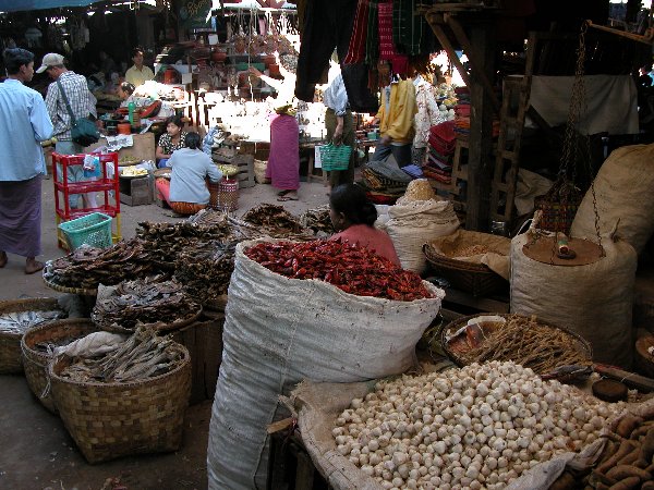 produits séchés marché birman