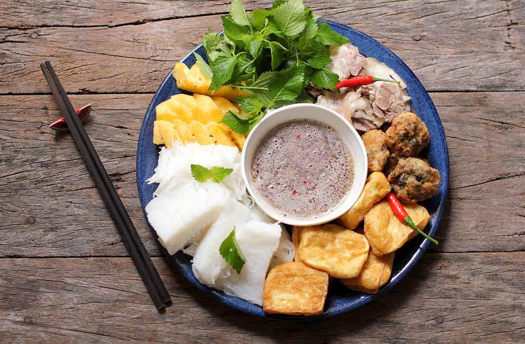 Mắm tôm ou pâte de crevettes Mắm tôm ou pâte de crevettes