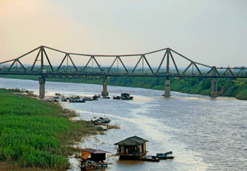 Le Pont Long Biên