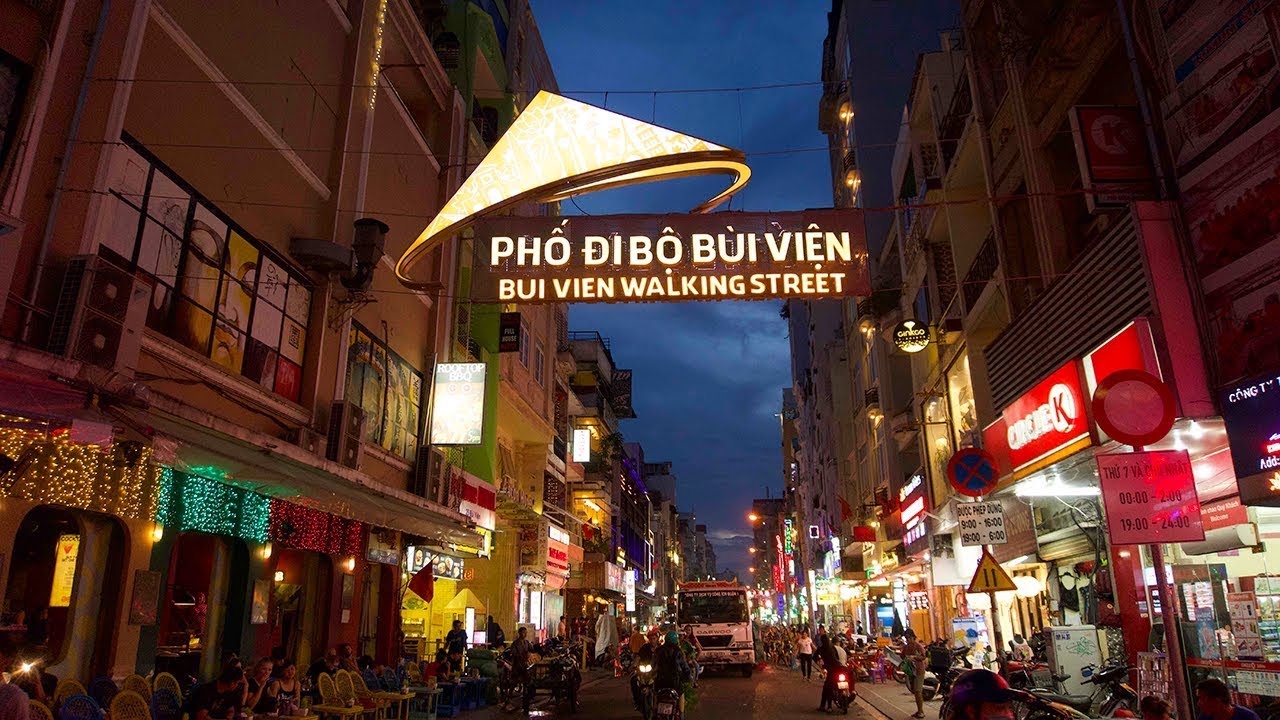 Rue des Occidentaux Bui Vien, De Tham, Pham Ngu Lao, …