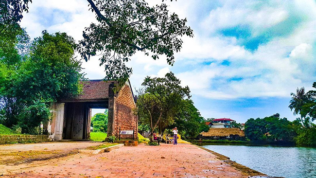 Acienne village de Duong Lam