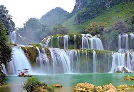 North Vietnam adventure tour