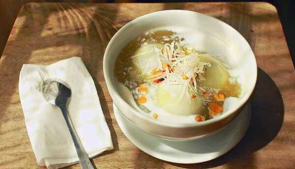 Che troi nuoc - la douce soupe de boulettes de riz gluant au sirop de gingembre