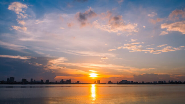 Coucher de soleil au lac d'Ouest
