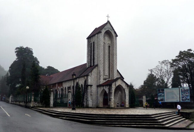 Église de pierre de Sapa - 3 jours à Sapa