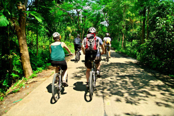Faire une excursion en vélo autour Bang Krajao