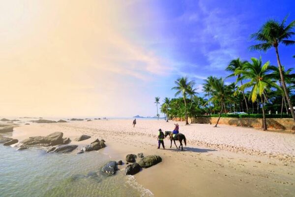 La plage de Hua Hin
