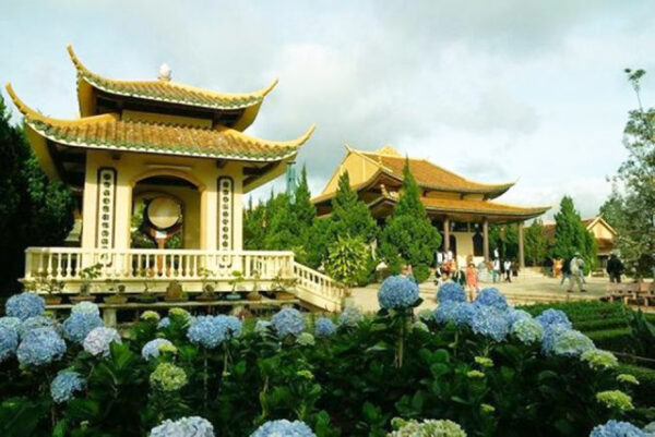 Monastère de Truc Lam