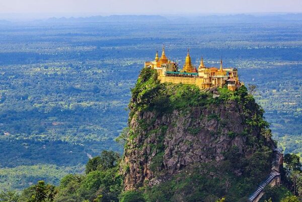 Mont Popa