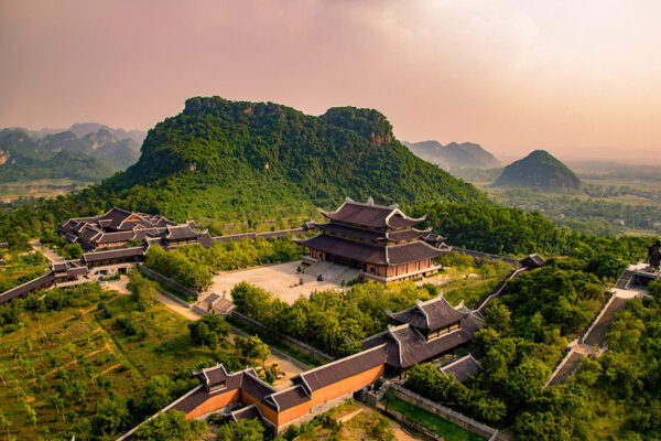 Temples célèbres au Vietnam Pagode de Bai Dinh - Temple célèbre au Vietnam