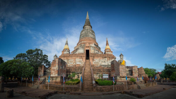 Wat Yai Chai Mongkol